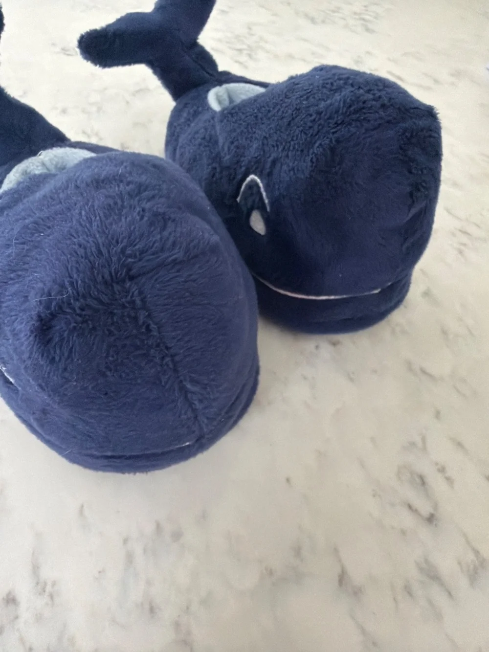 Vineyard Vines Navy Whales Slippers